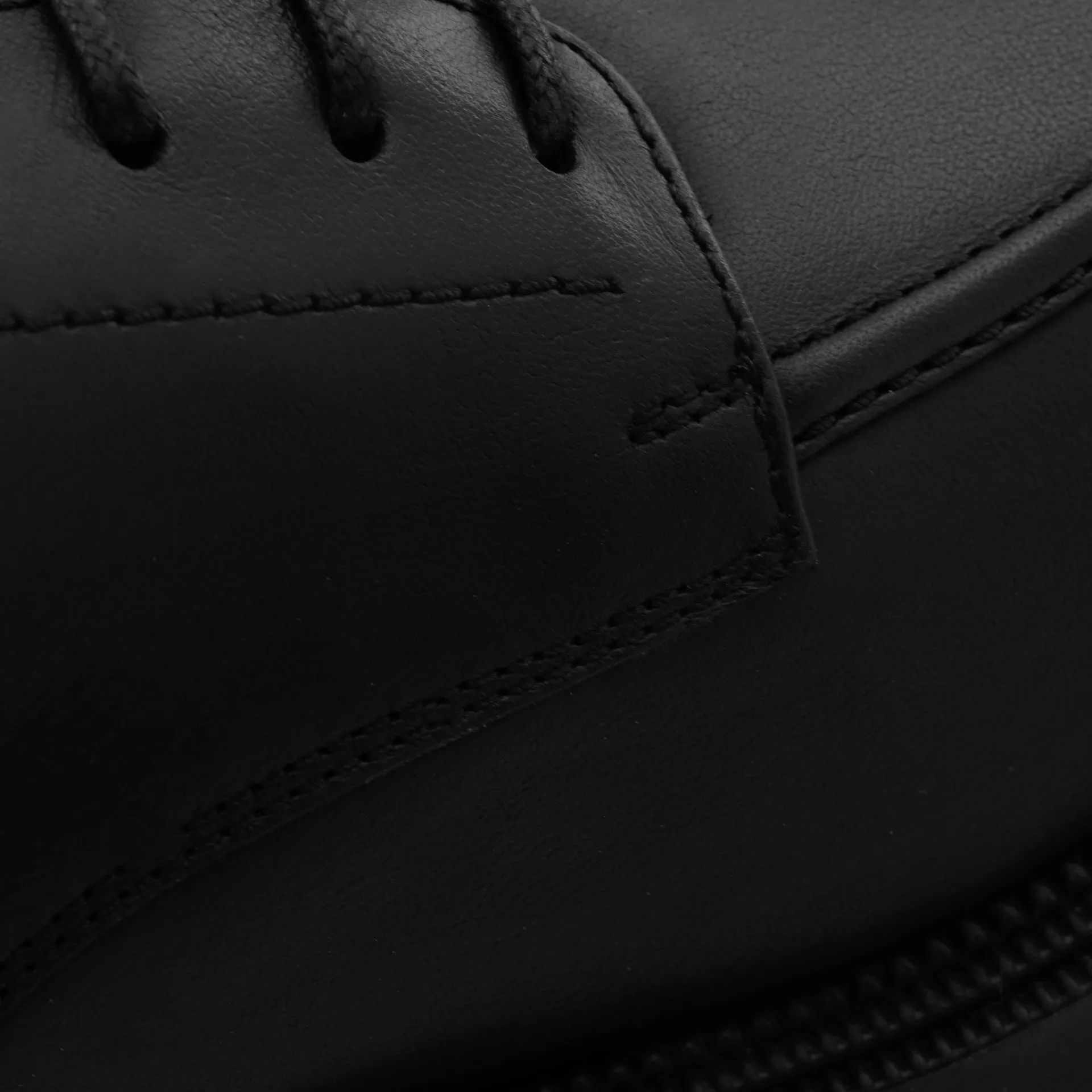 Emma Derby  - Women's
