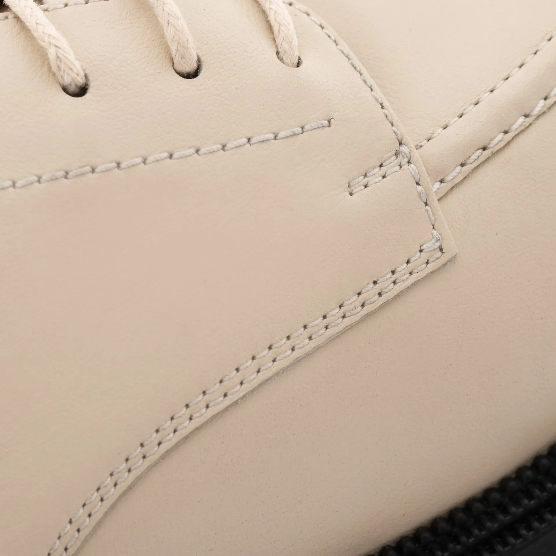 Emma Derby  - Women's