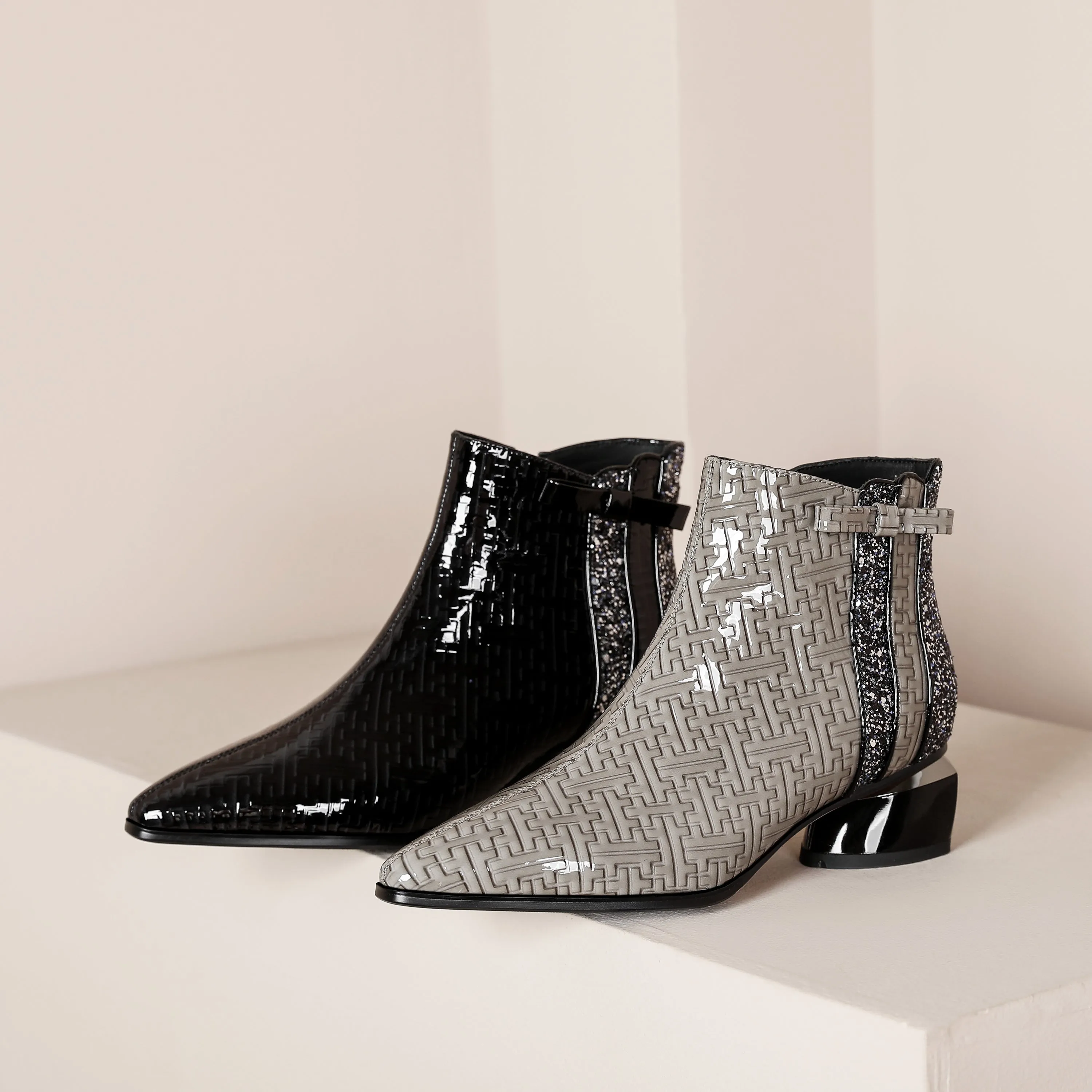 TinaCus Women's Pointed Toe Patent Leather Handmade Side Zipper Low Chunky Heels Comfort Ankle Boots